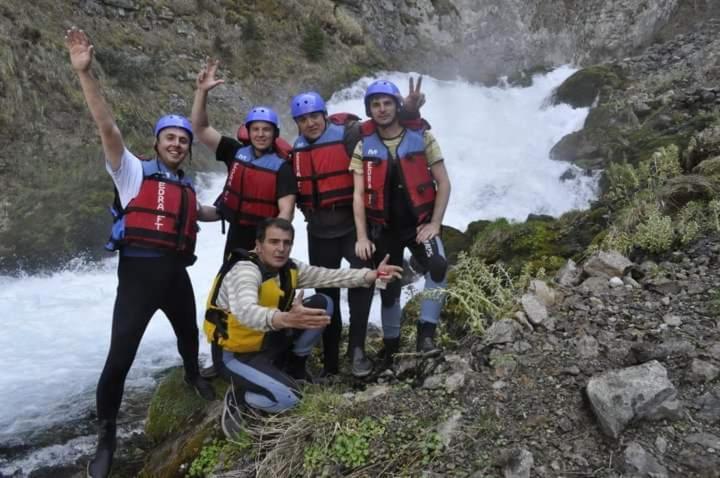 זבליאק Rafting Camp Apartments Montenegro Goran Lekovic מראה חיצוני תמונה